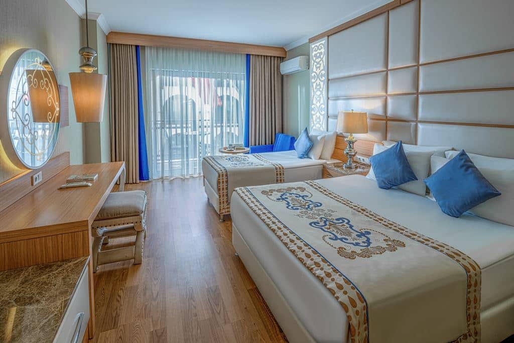 rooms-standard-room-side-sea-view-sng-use