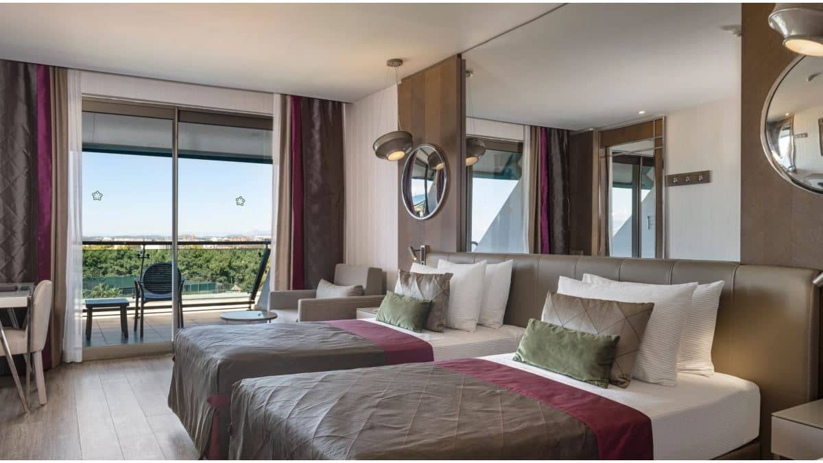rooms-standart-land-view-room