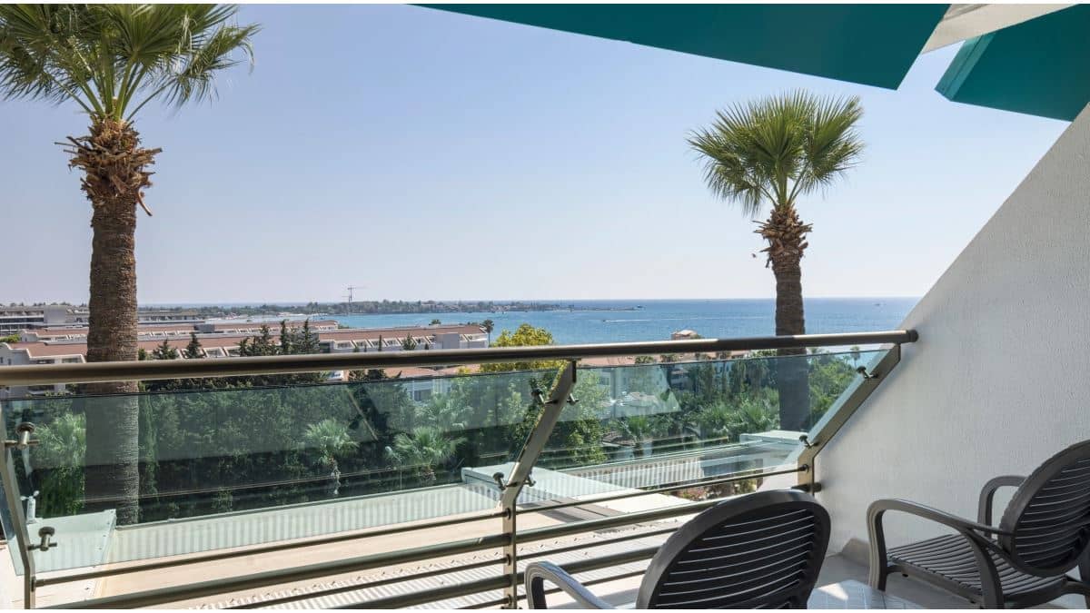 rooms-standart-sea-view-room