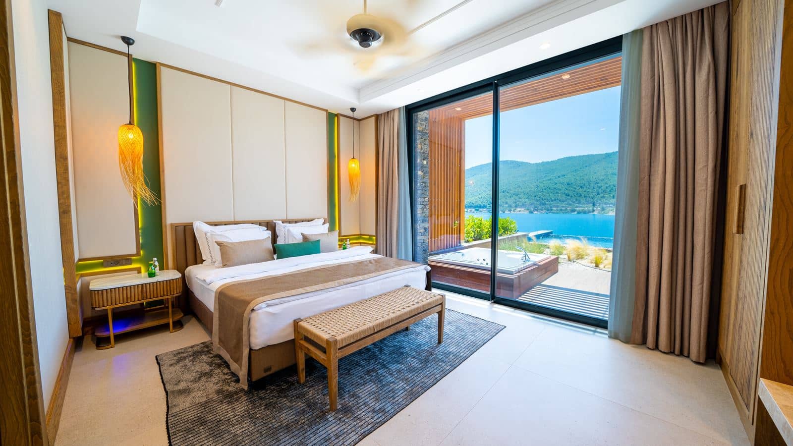 rooms-royal-villa