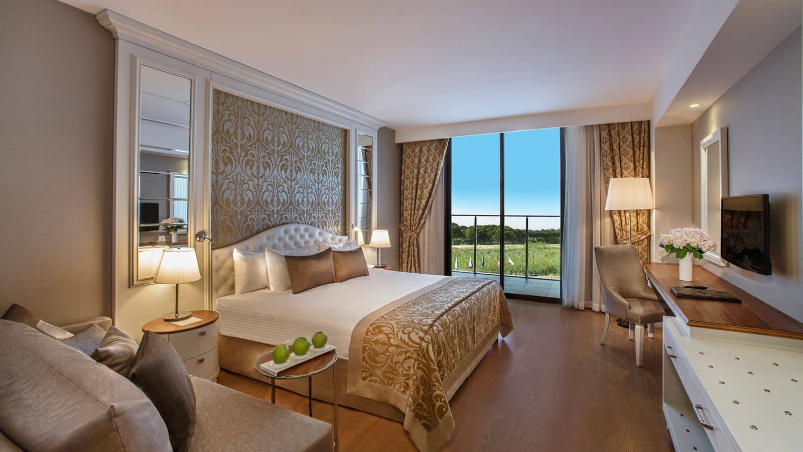 rooms-main-building-standard-room-sea-view