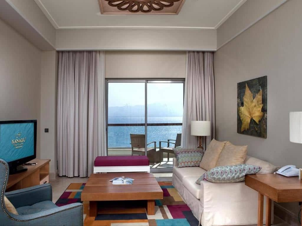 rooms-king-suite