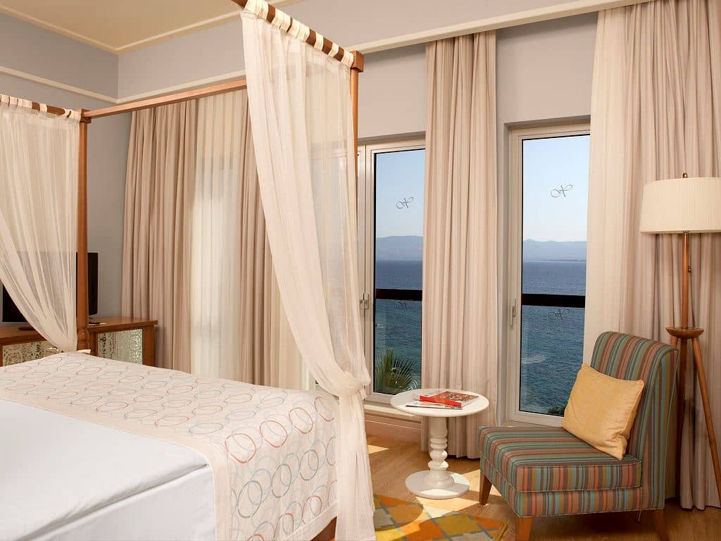 rooms-begonville-suite