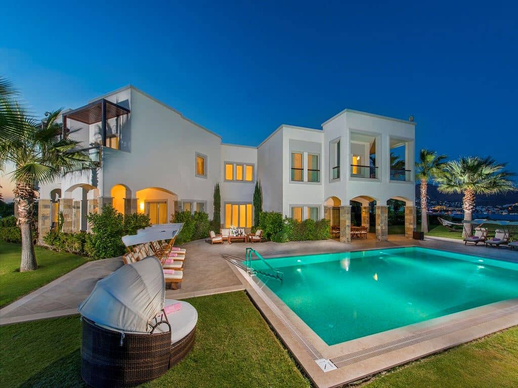rooms-royal-villa