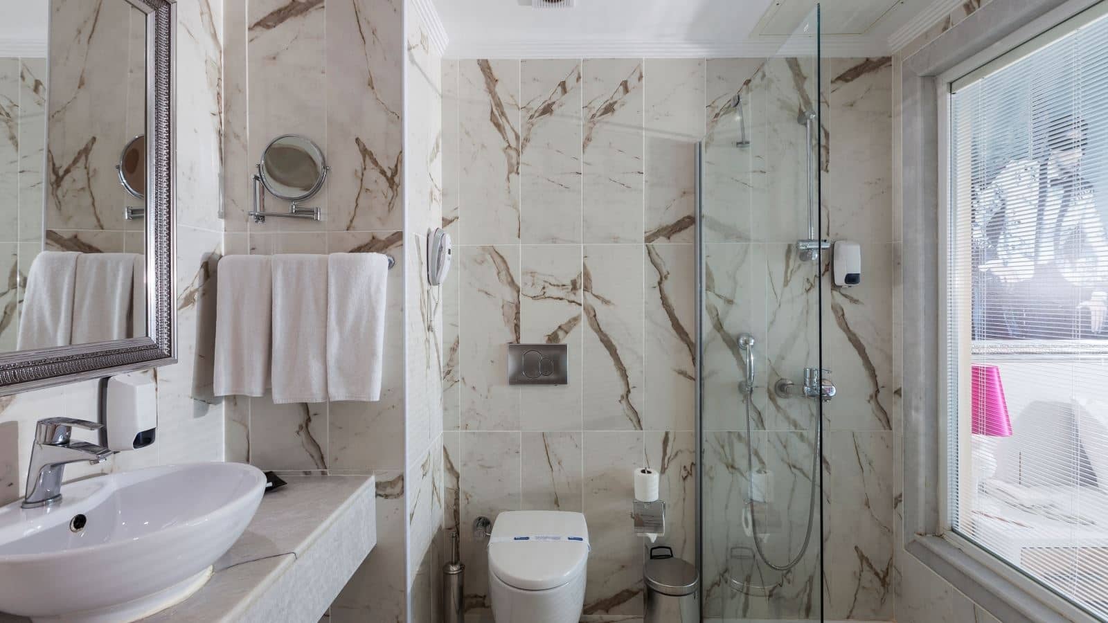 rooms-standard-room