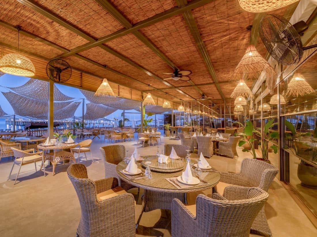 restaurants-stenella-steak