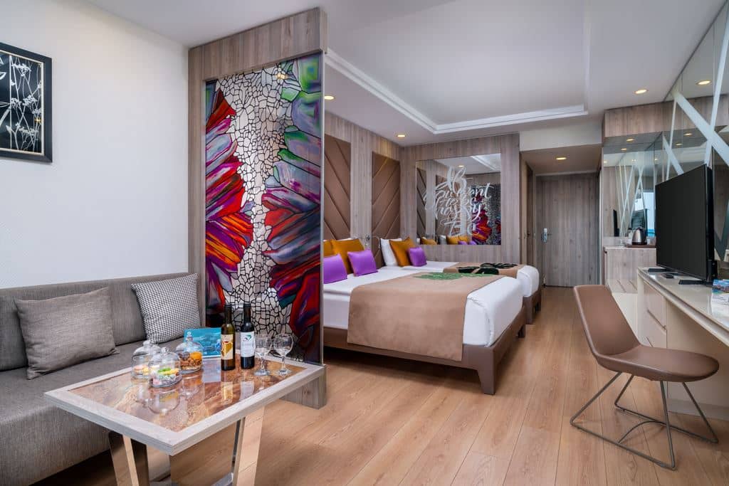 rooms-be-trendy-standard-room-sea-view