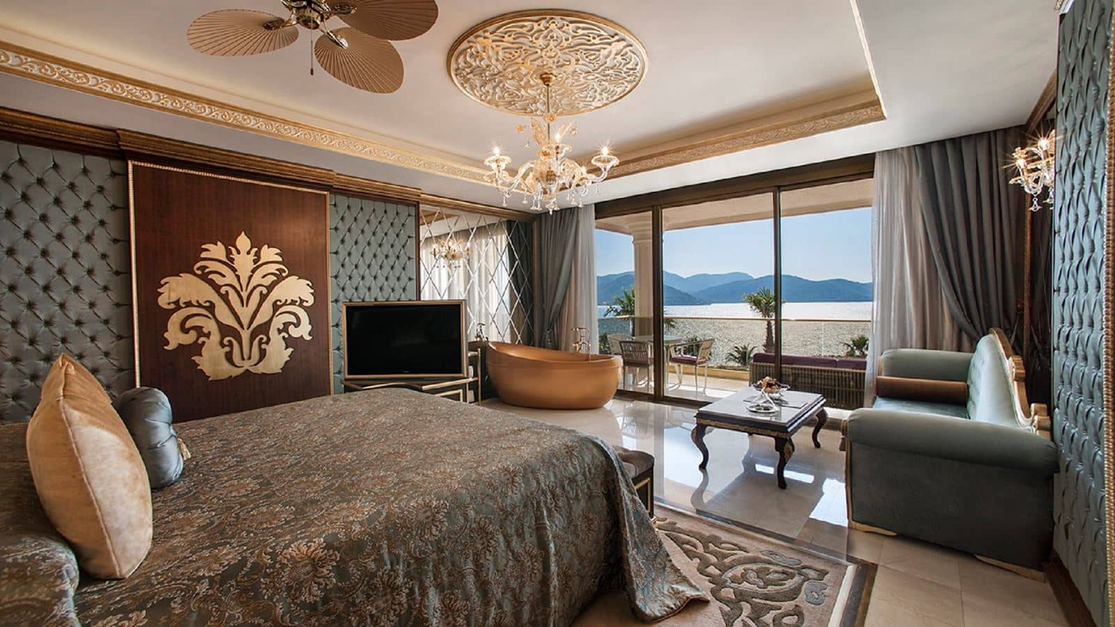 rooms-deluxe-room-sea-view