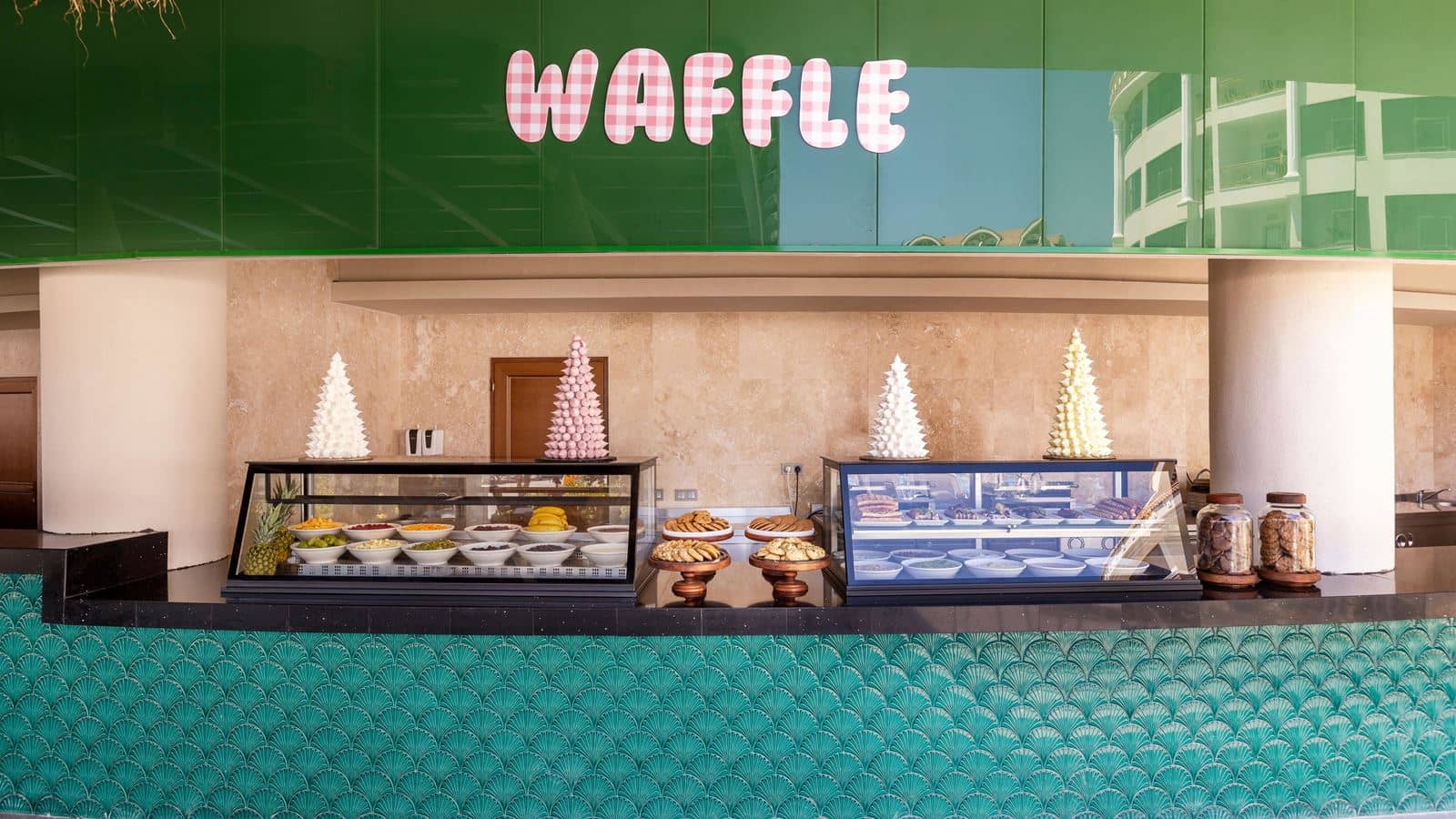 restaurants-waffle--ice-cream-house