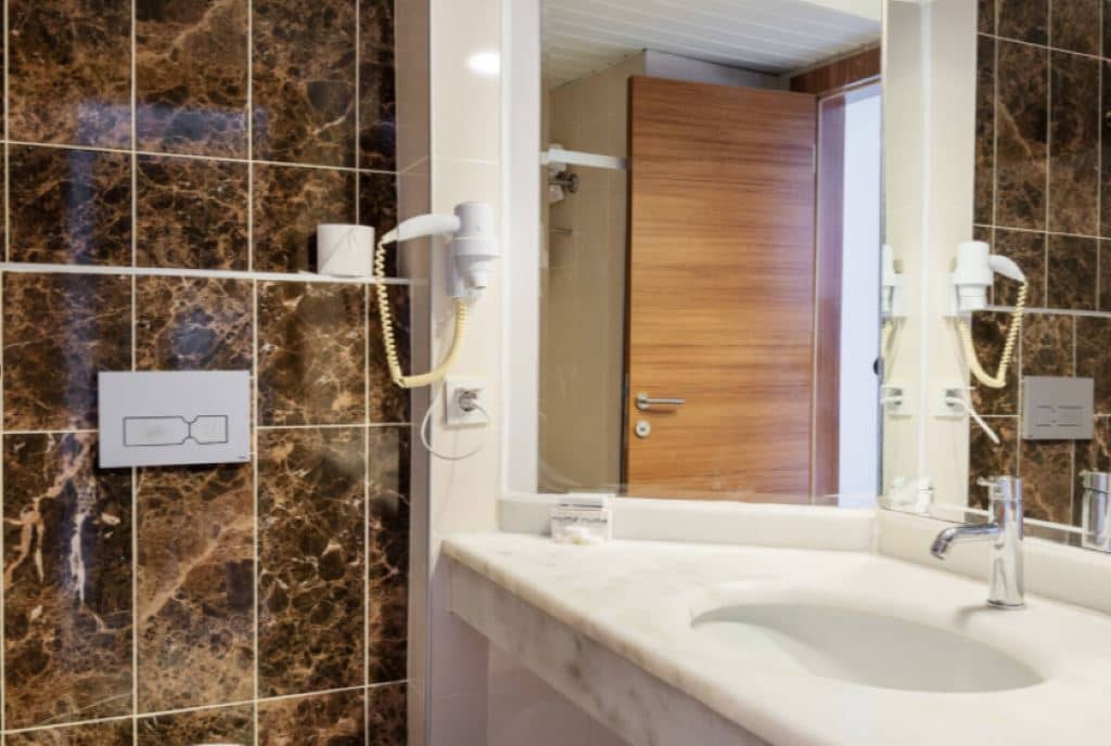 rooms-standard-room