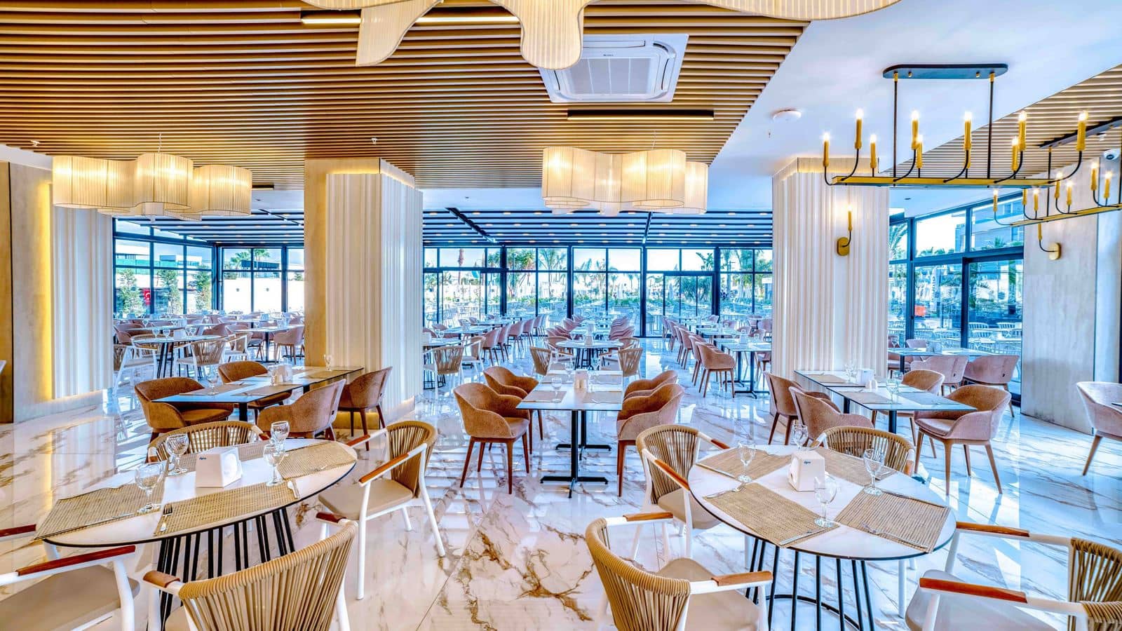restaurants-main-restaurant