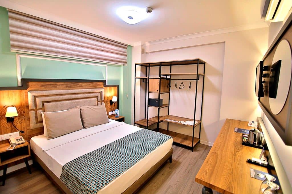 rooms-economy-room-without-balcony-and-without-window