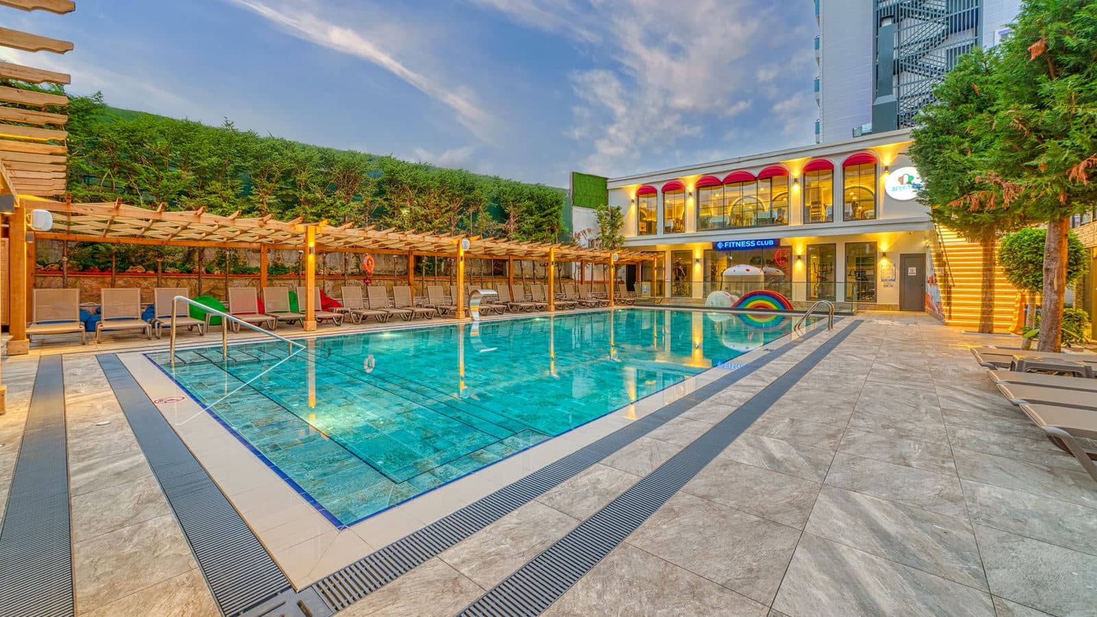pools-outdoor-pool