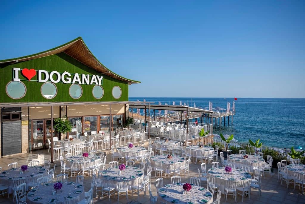 restaurants-beach-restaurant-snack