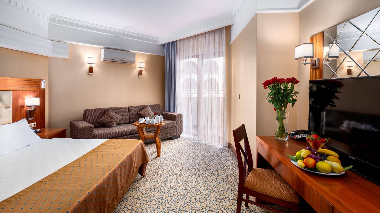 rooms-family-room