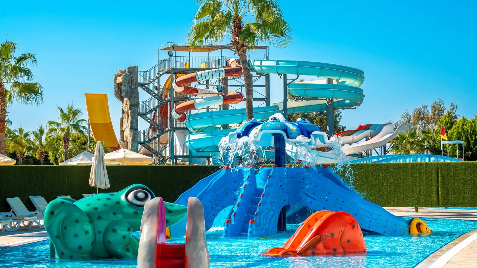 pools-outdoor-childrens-pool