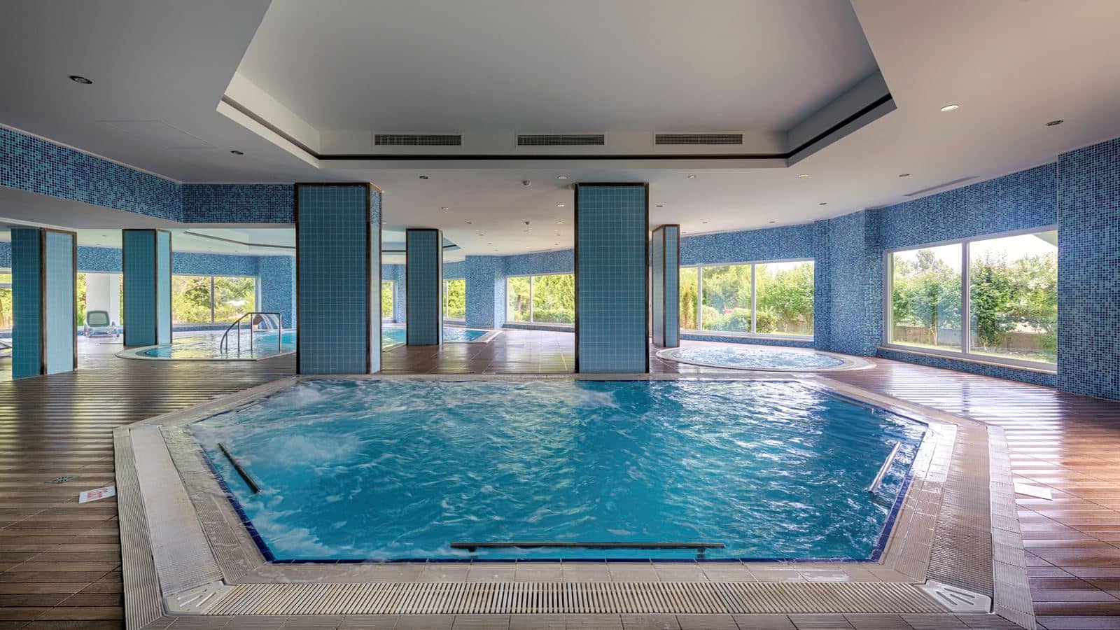 pools-indoor-pool