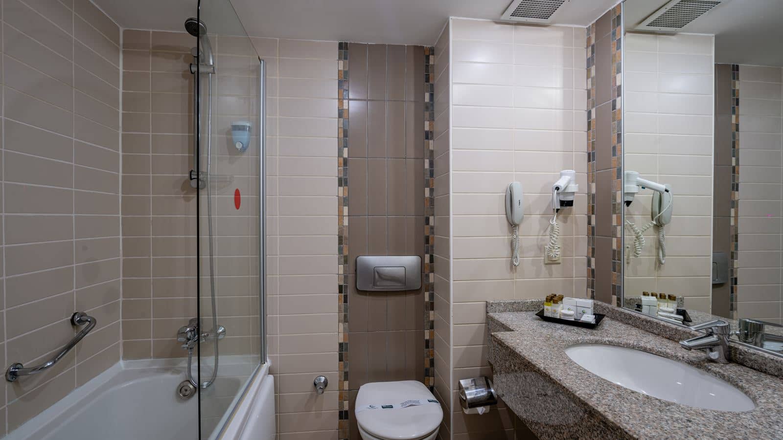 rooms-standard-room