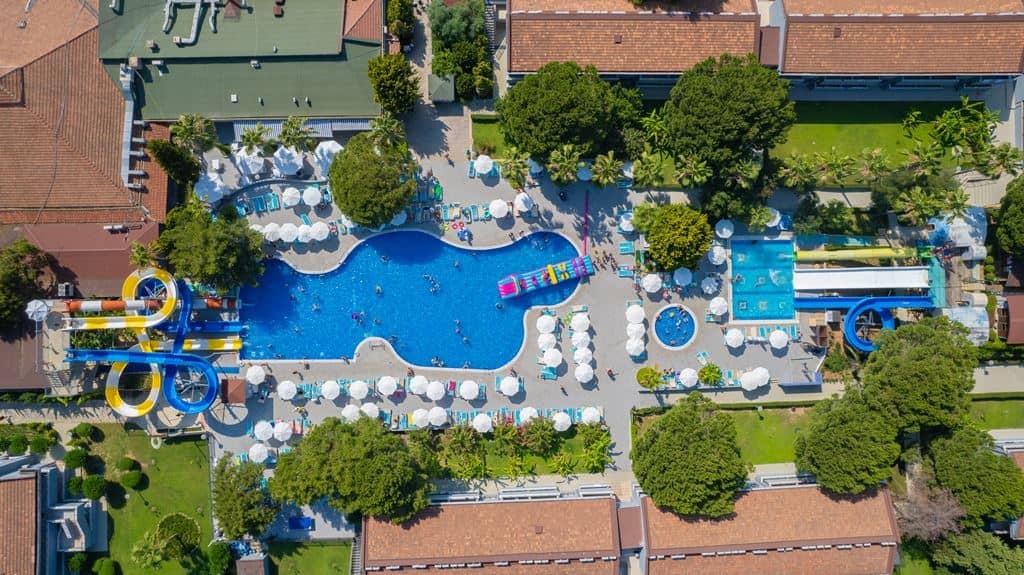 pools-outdoor-pool