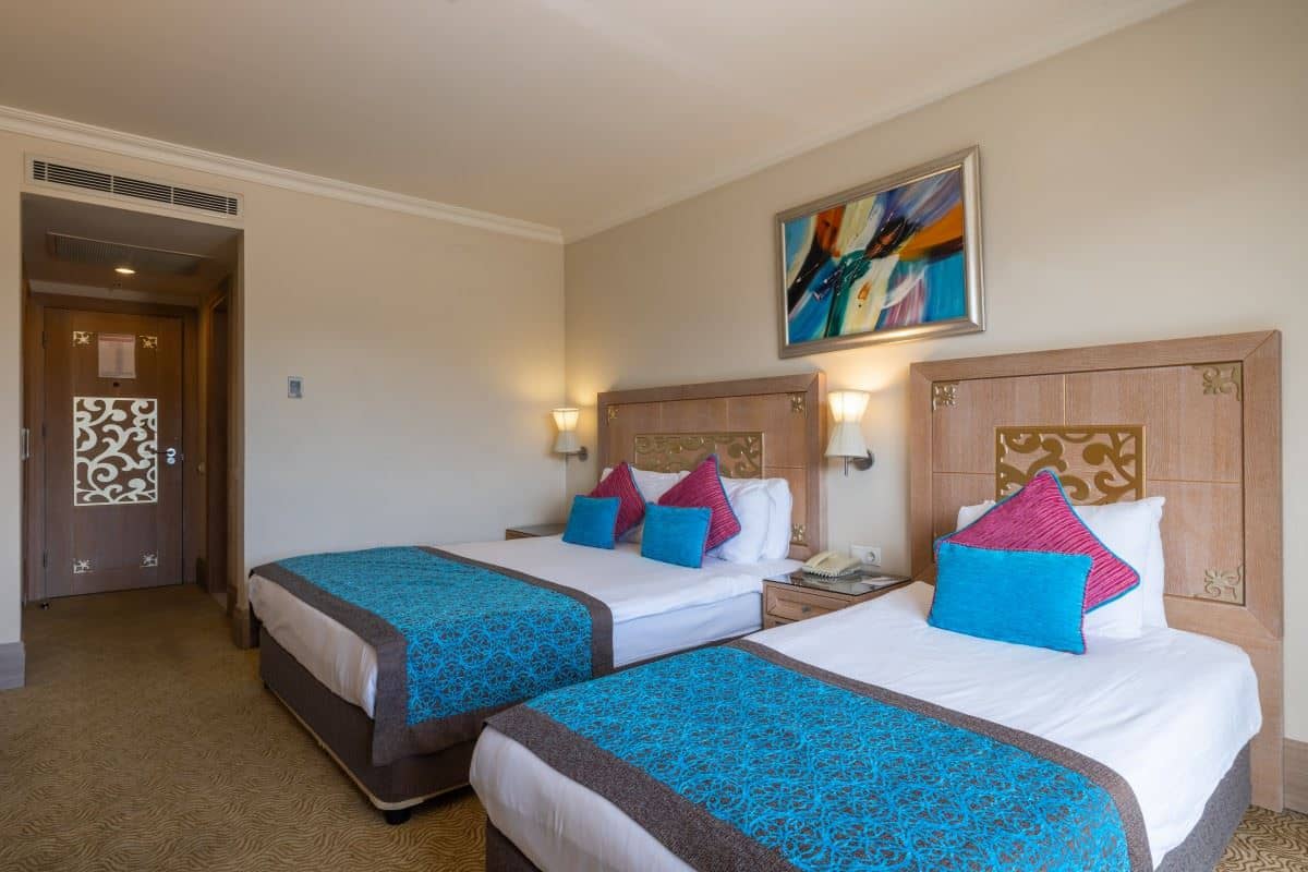 rooms-economy-room