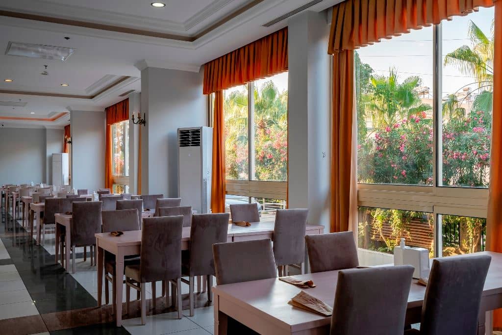 restaurants-main-restaurant