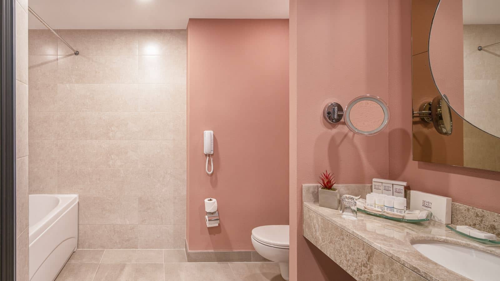 rooms-hotel-suite-room