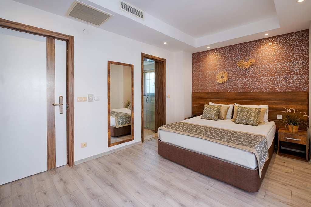 rooms-garden-room