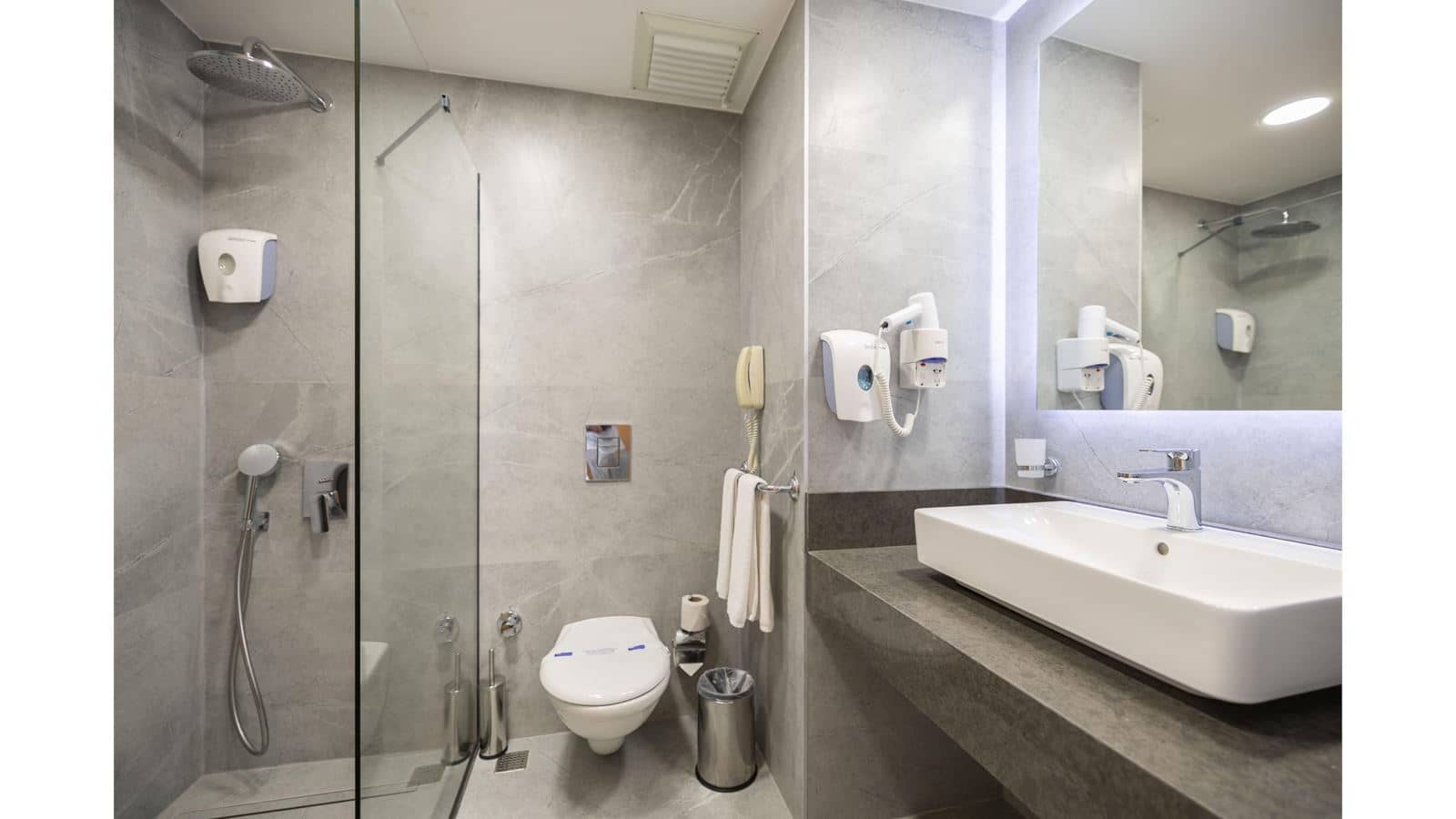 rooms-standart-room-land-view