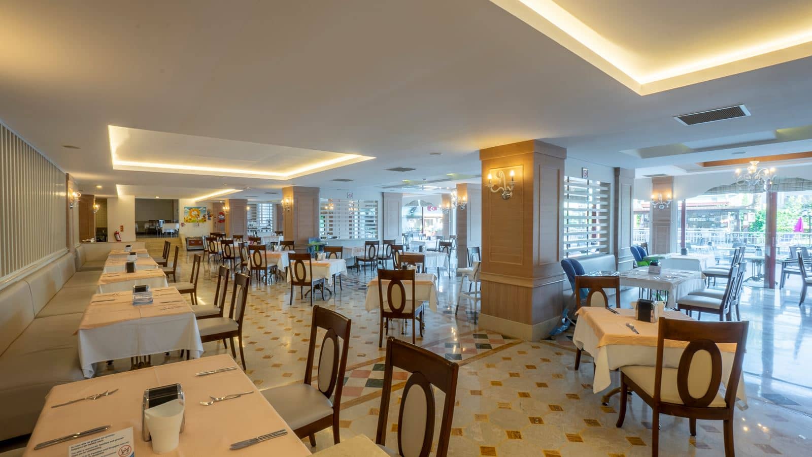restaurants-main-restaurant
