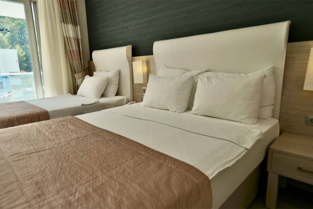 rooms-standart-landview-room