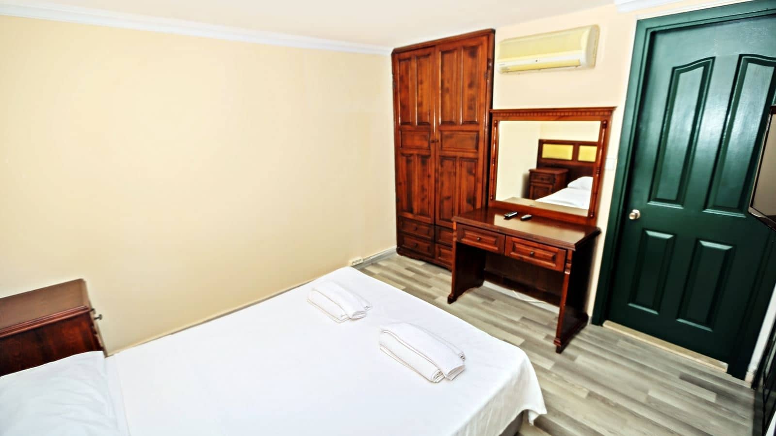 rooms-standart-room