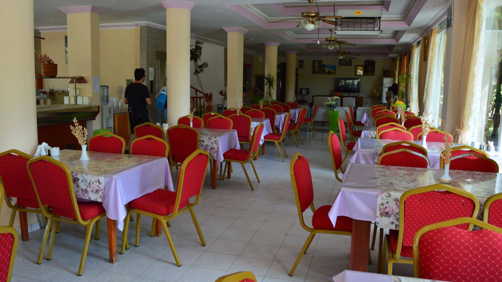 restaurants-main-restaurant
