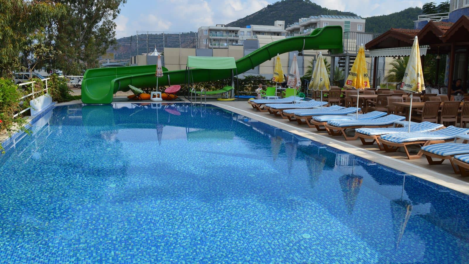 pools-outdoor-pool