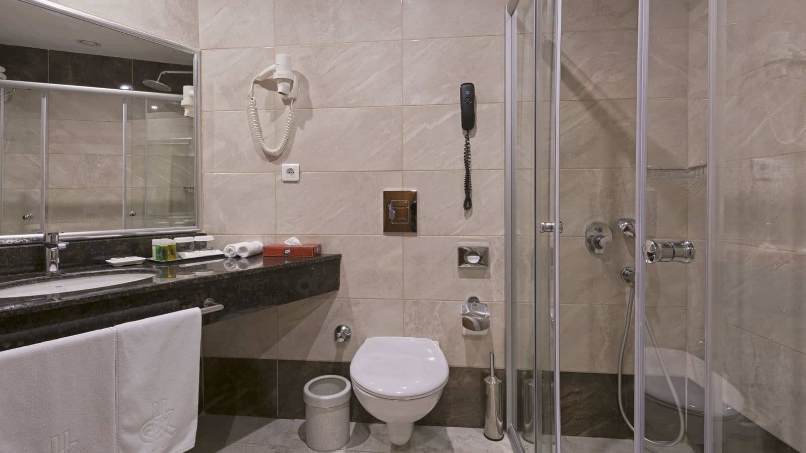rooms-standard-room-side-sea-view