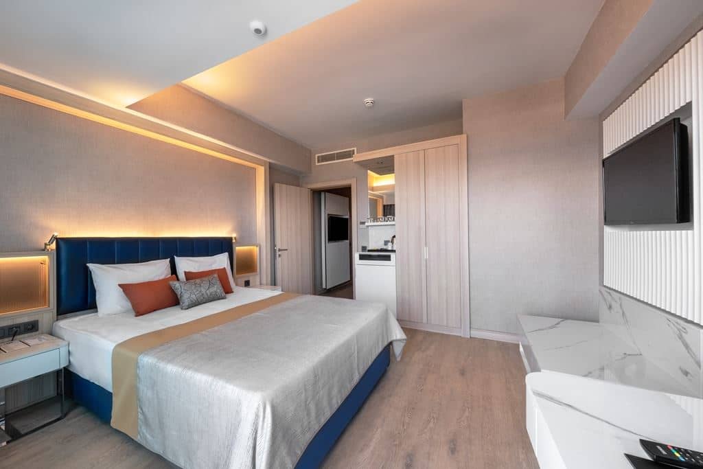 rooms-family-deluxe-sea-view