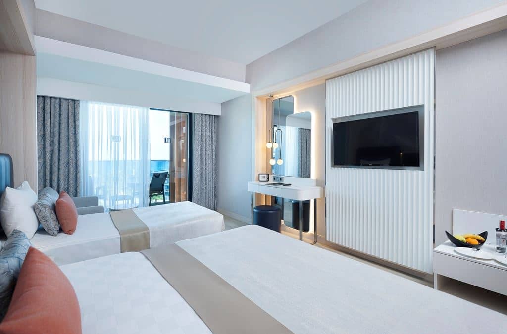 rooms-superior-land-view