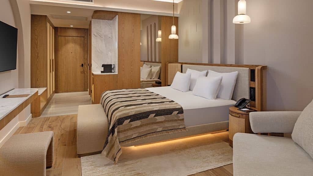rooms-deluxe-pool-access-via-stairs