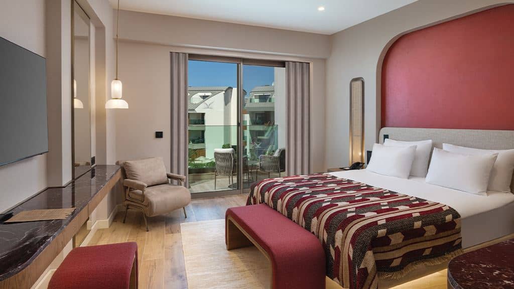 rooms-superior-pool-access