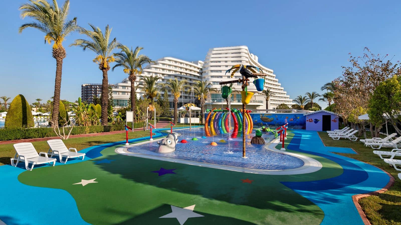 pools-outdoor-childrens-pool