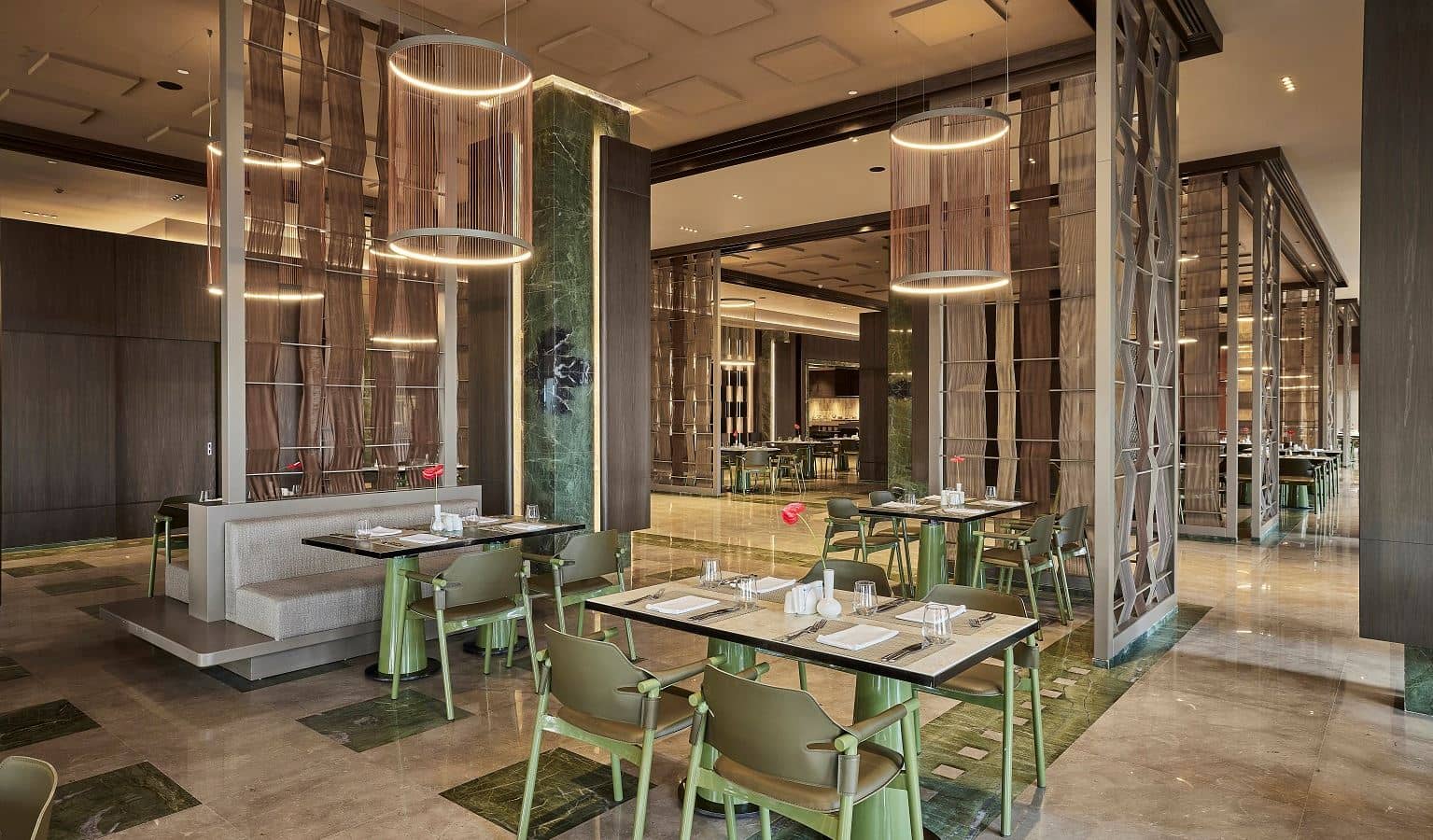 bars-savory-restaurant-bar