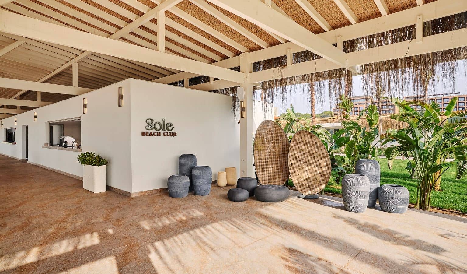 bars-sole-beach-club