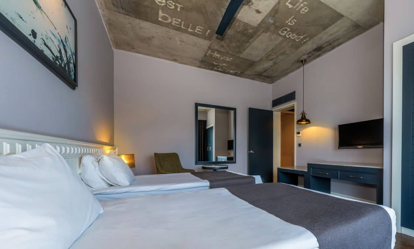 rooms-family-room