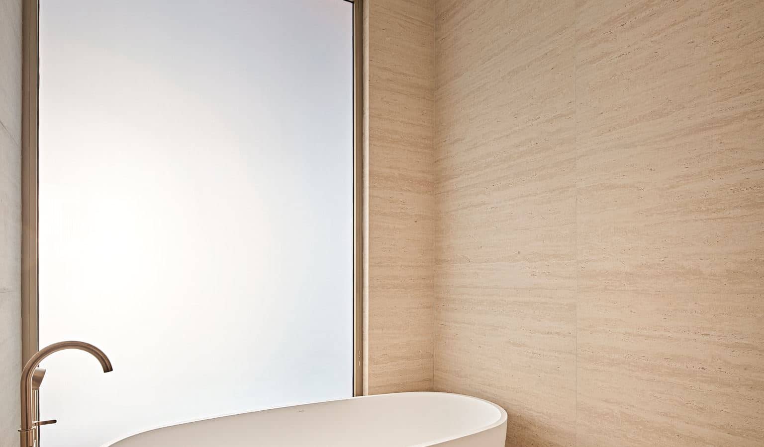 rooms-resort-pool-suite-mix-zone