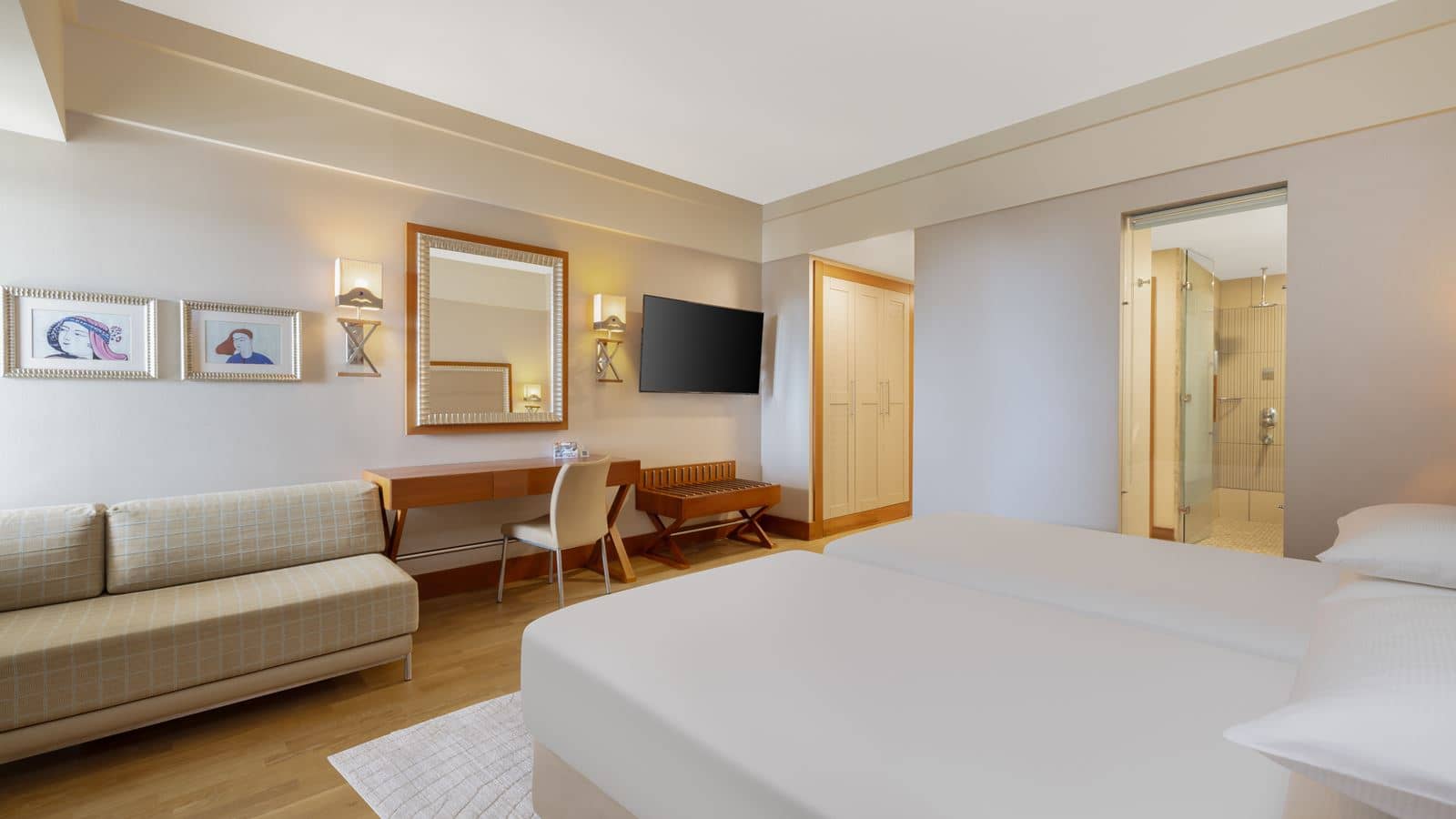 rooms-family-room-garden-view