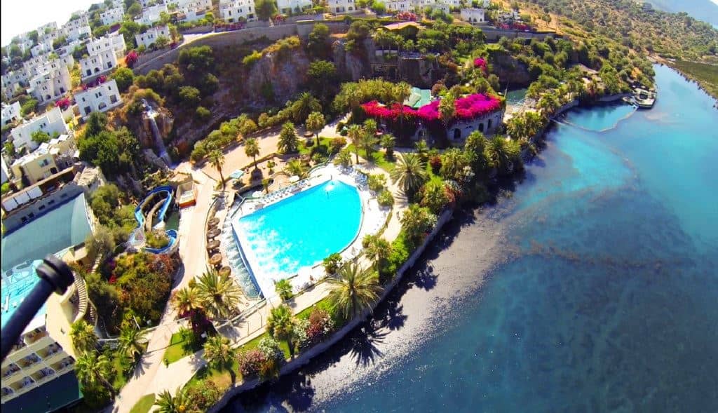pools-outdoor-pool