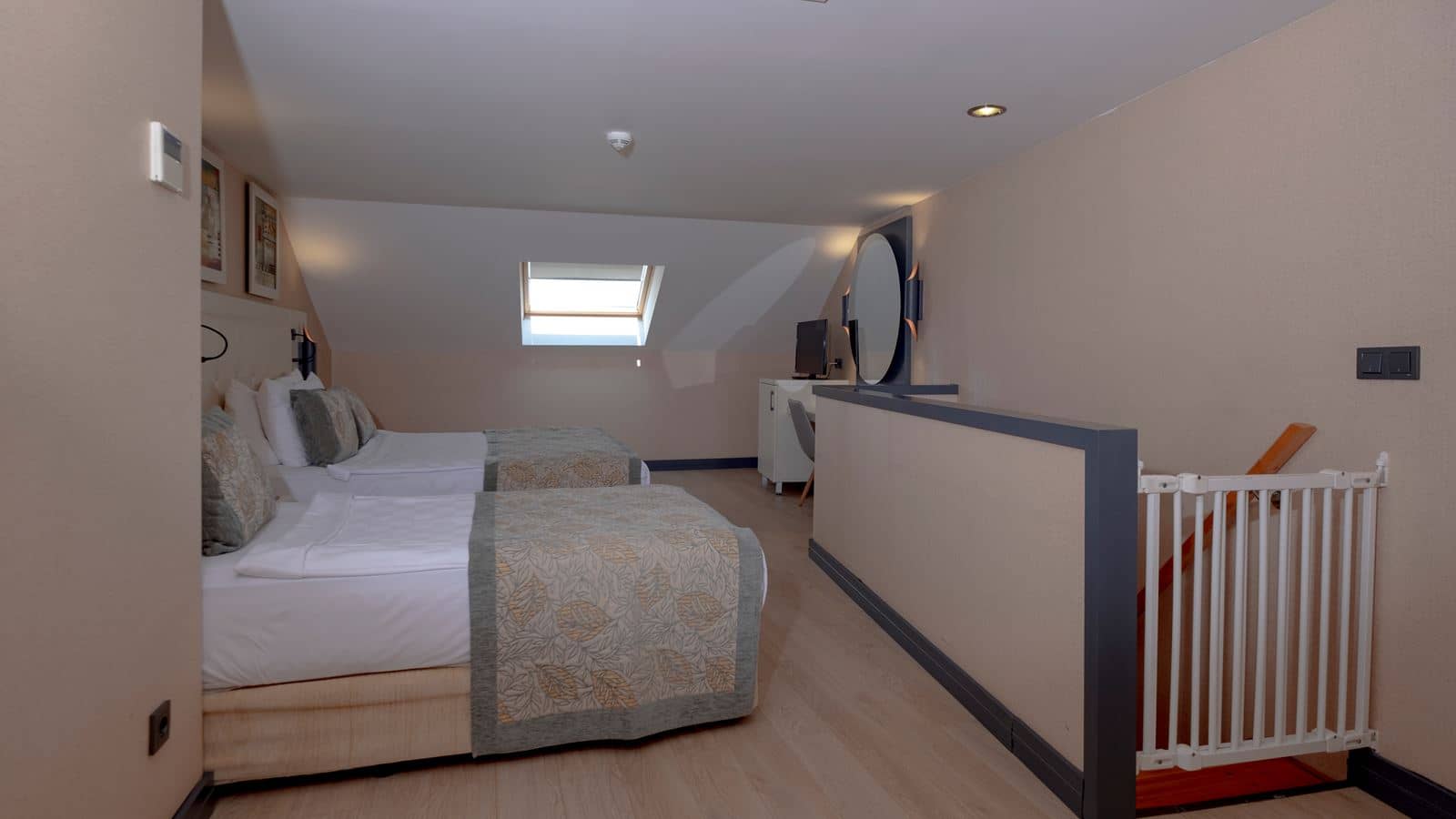 rooms-family-duplex-room-sea-view