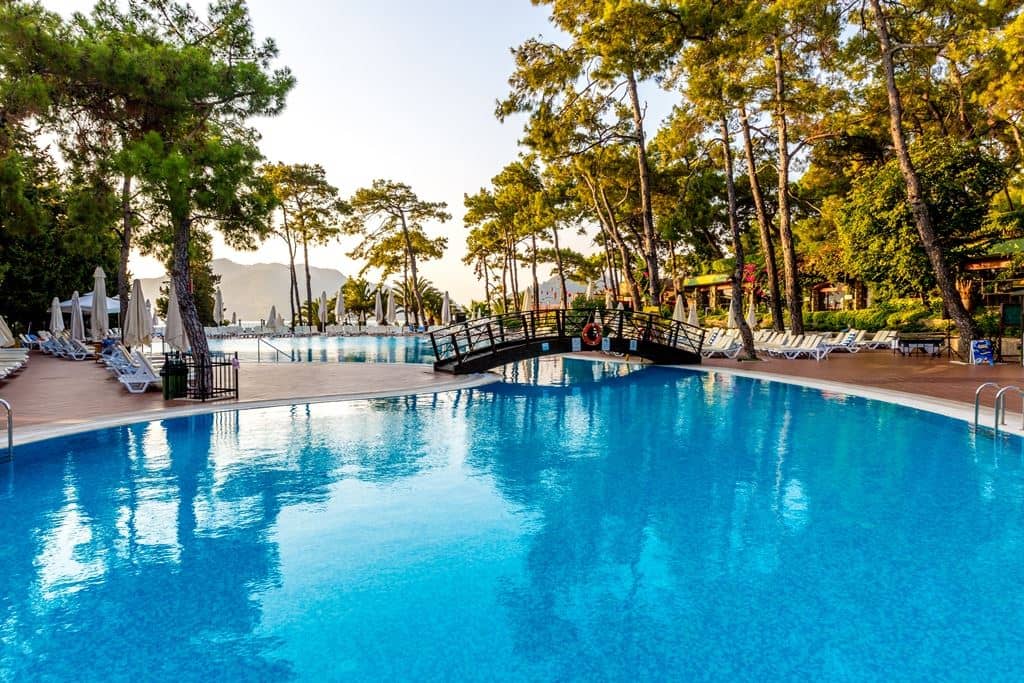 pools-outdoor-pool