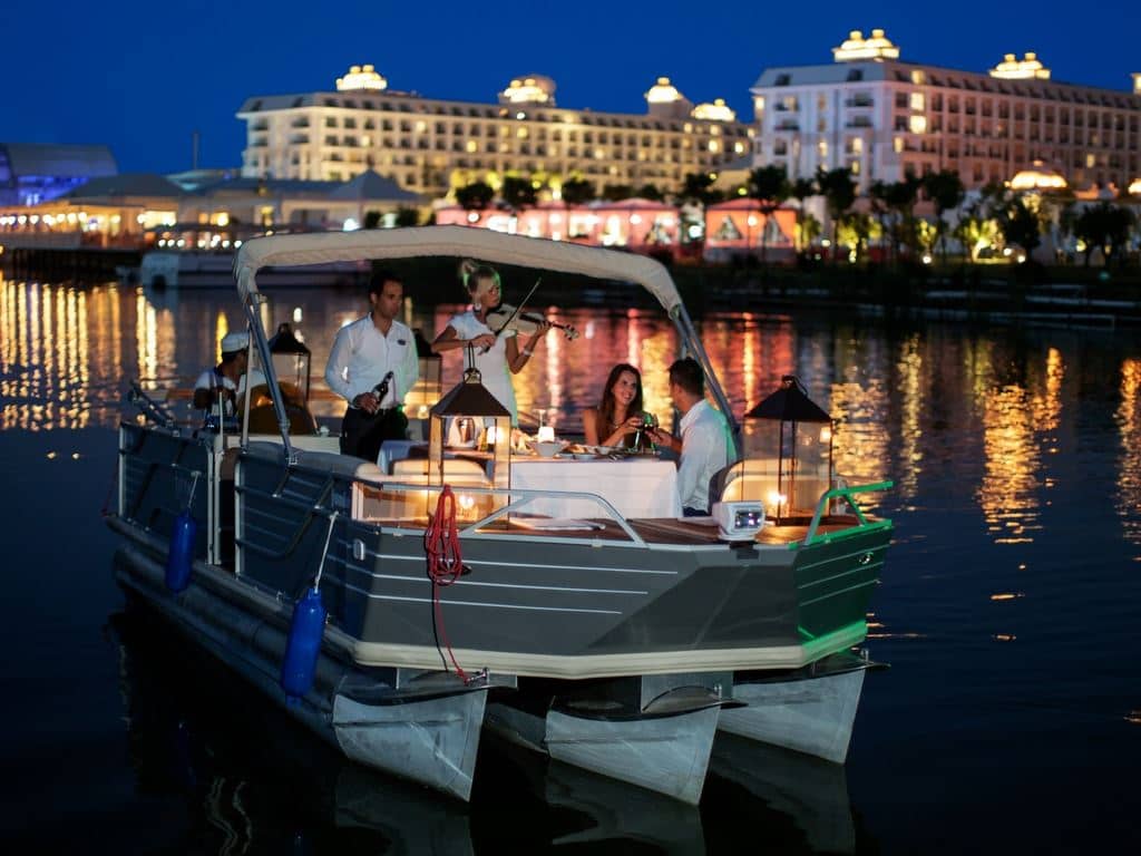 restaurants-boat