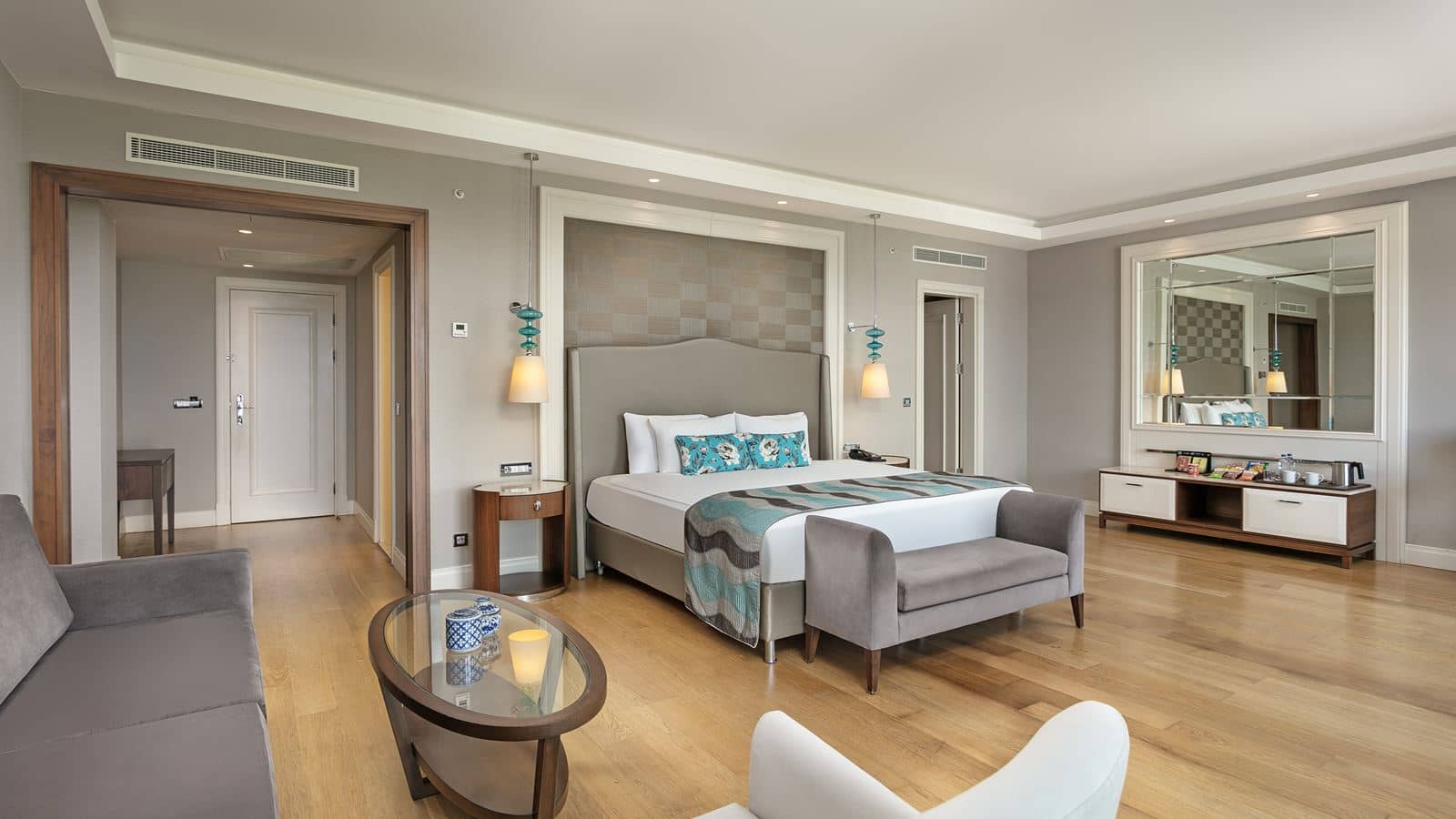 rooms-deluxe-room