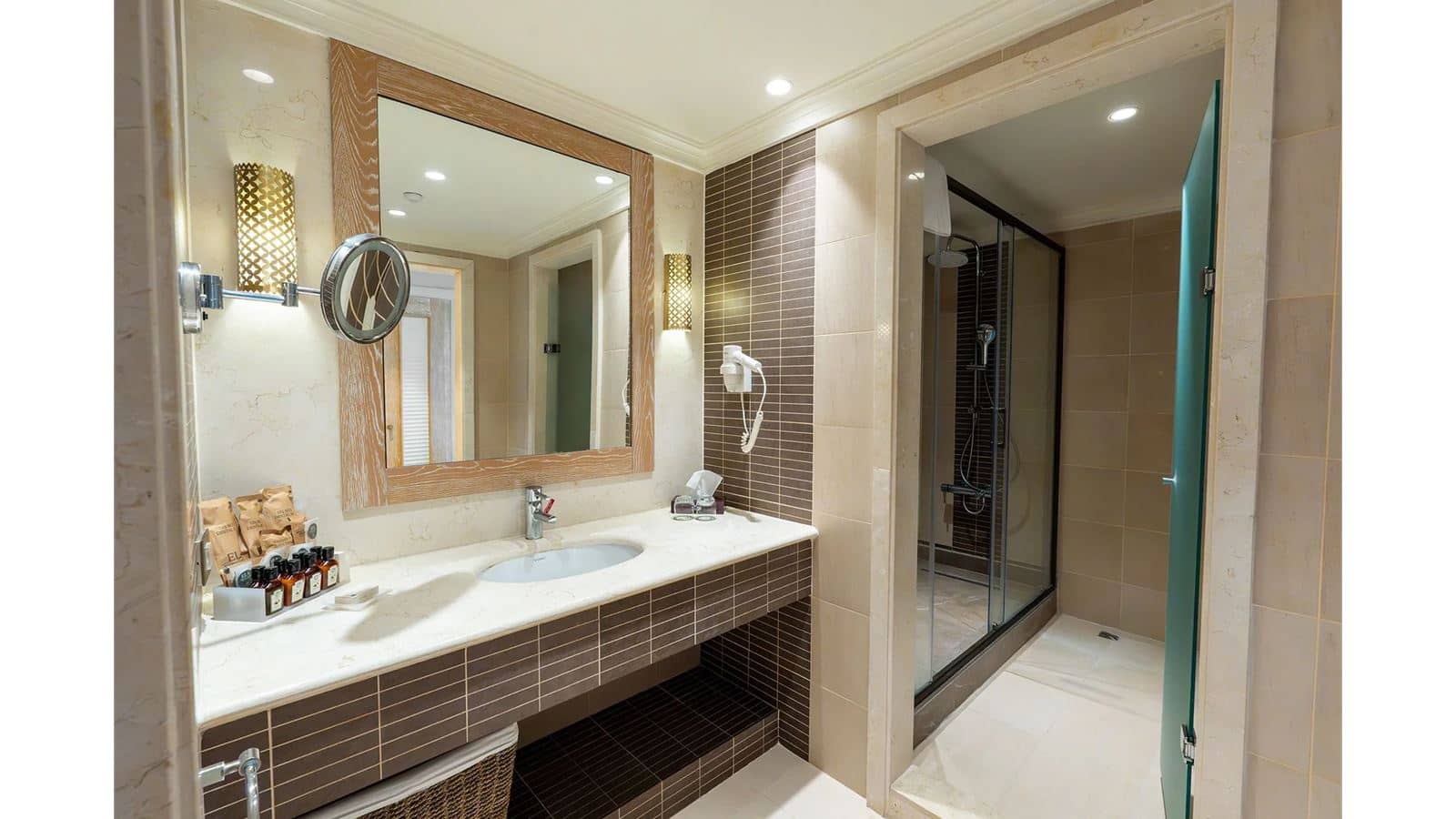 rooms-grand-superior-sea-view